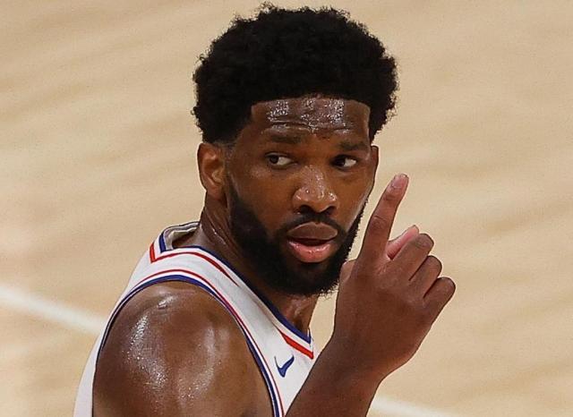 PG电子中国官网-季后赛再度经历严重起伏 恩比德仍需学会调整心态